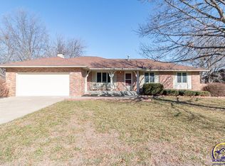 4840 SW Skyline Pkwy, Topeka, KS 66614