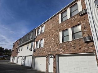 192 Hackensack St APT E, East Rutherford, NJ 07073