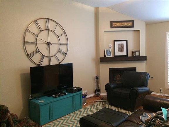 3rd image of 2553 Forestwood Dr