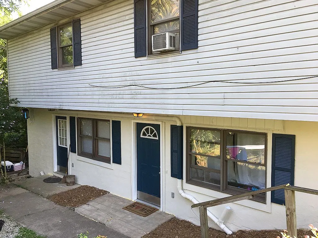 806 Price St photo 1