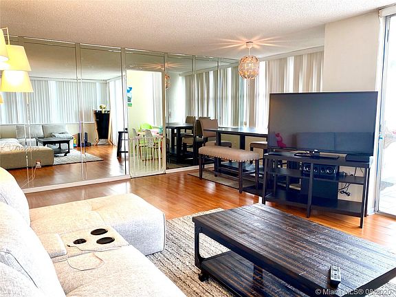 3rd image of 1200 NE Miami Gardens Dr