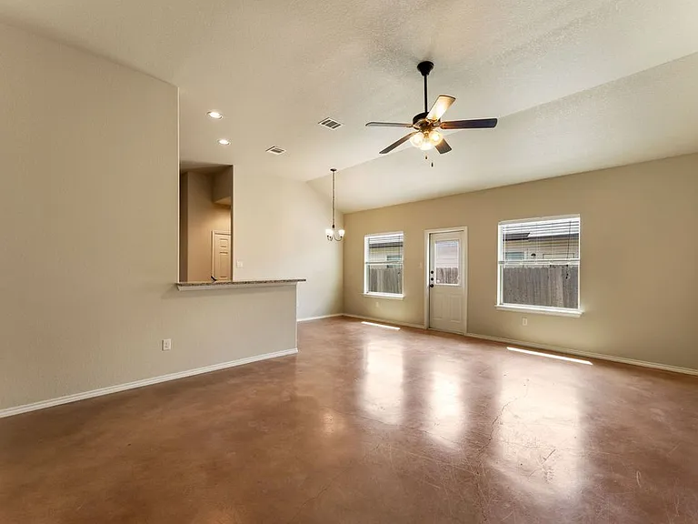 2541 Pahmeyer Rd #2541 — Photo 7