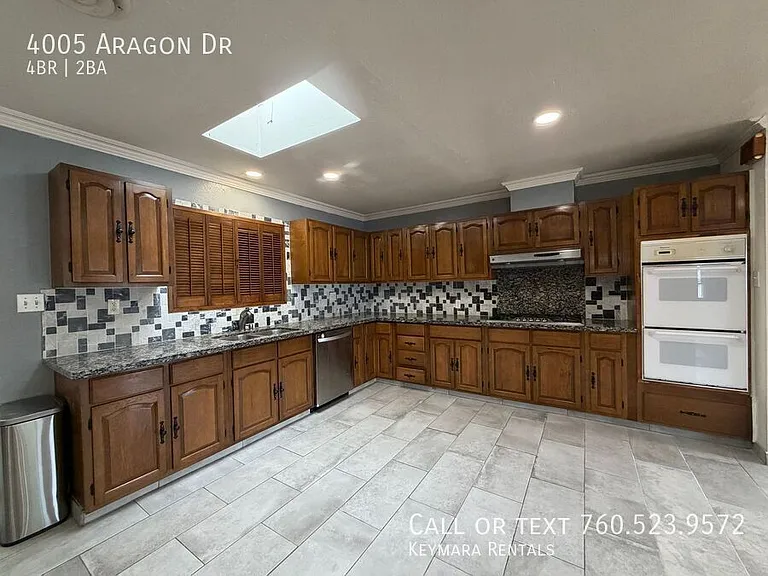 4005 Aragon Dr — Photo 11