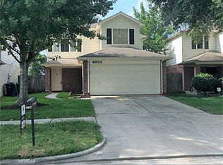 6822 Bayou Crest Dr, Houston, TX 77088