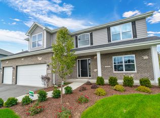 16450 W Turnberry Cir, Lockport, IL 60441
