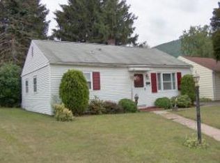 318 Eckmont Ave #S, Williamsport, PA 17702