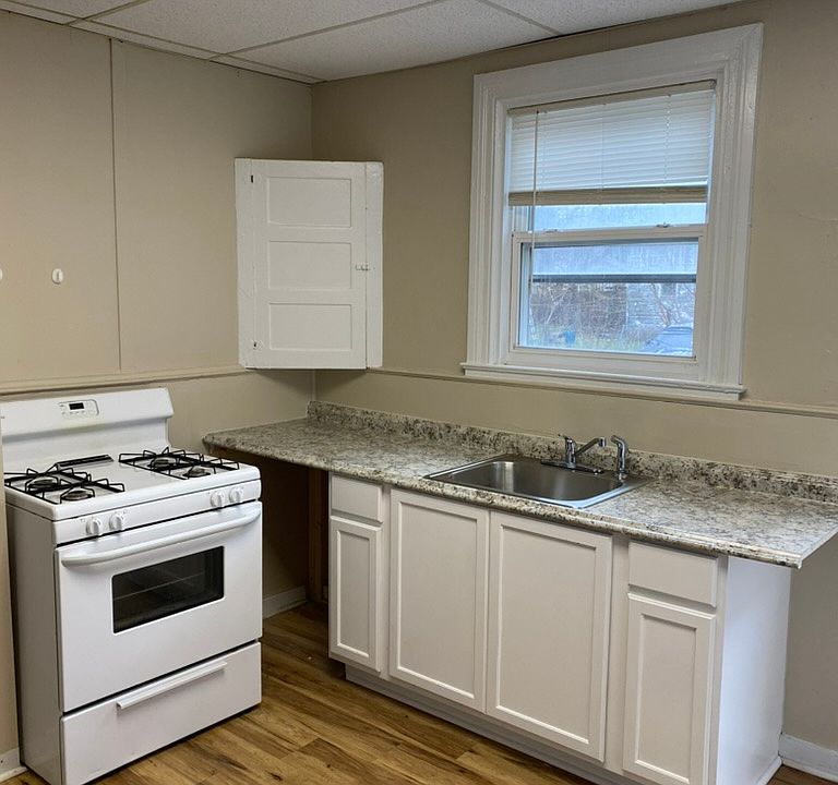 1st image of 108 Central St