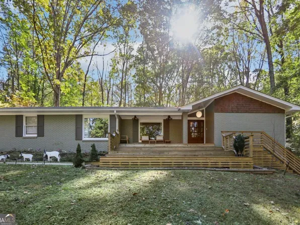 3027 Jodeco Dr, Jonesboro, GA 30236