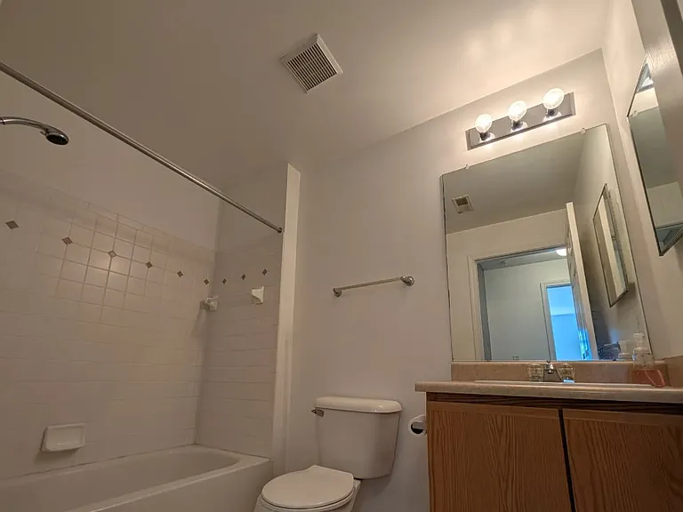 85_ Amanda Ln #850 — Photo 16