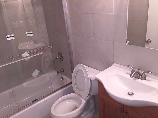 5th image of 7626 Grand Central Pkwy APT 1