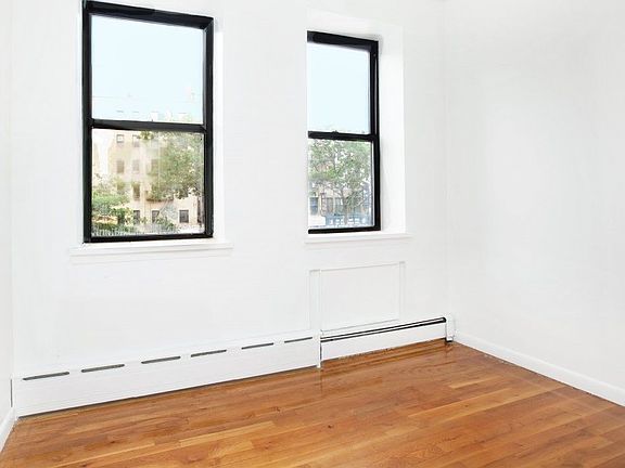 2nd image of 37 1/2 Allen St #C1