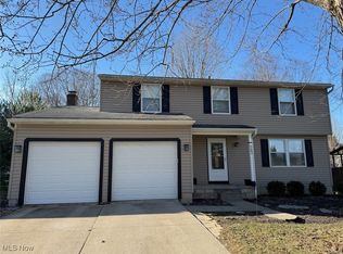 563 Larkspur Ct, Medina, OH 44256