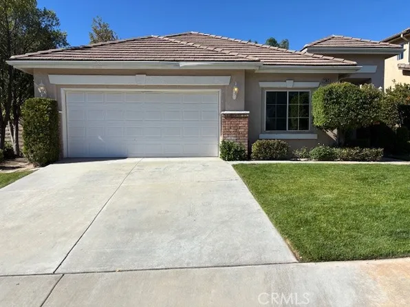 23031 Lowridge Pl, Saugus, CA 91390