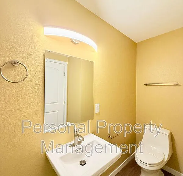 5711 NE 74th Ct #A — Photo 3