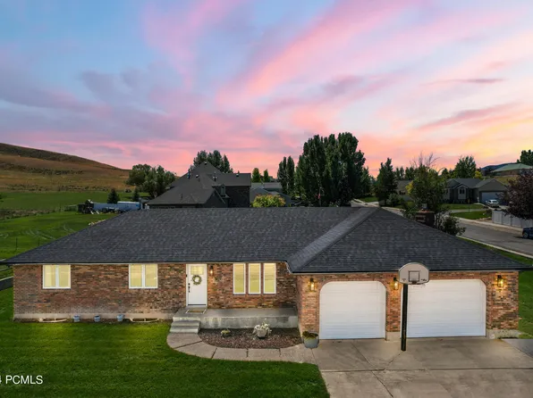 251 S Beacon Hill Dr, Coalville, UT 84017