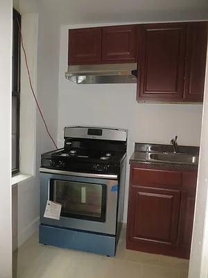 Rented by Bohemia Realty Group | media 28