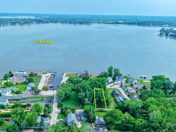 26076 W Randich Rd, Ingleside, IL 60041