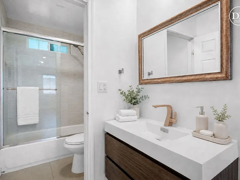 2359 Mira Vista Ave #F — Photo 16