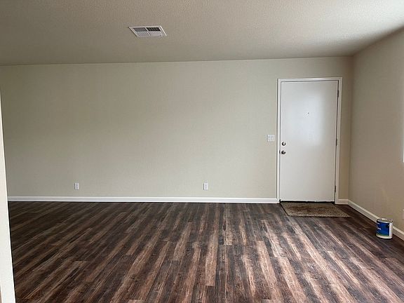 5th image of 3638 Bellinger Ct APT A