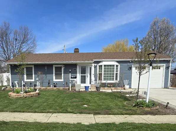 714 Russet Ln, Streamwood, IL 60107