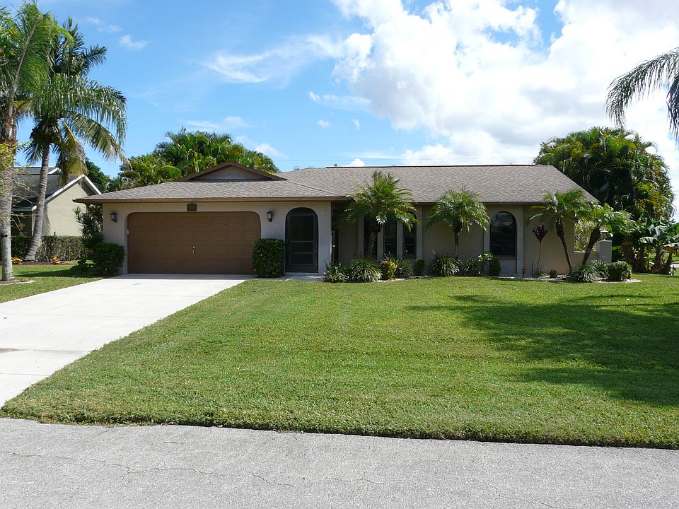 1st image of 3753 SW 1st Pl