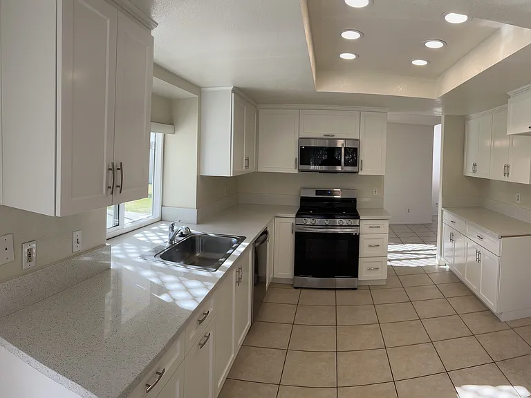 39824 Creative Dr — Photo 6