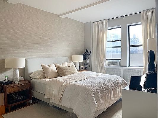 5th image of 205 W 88th St APT 9B