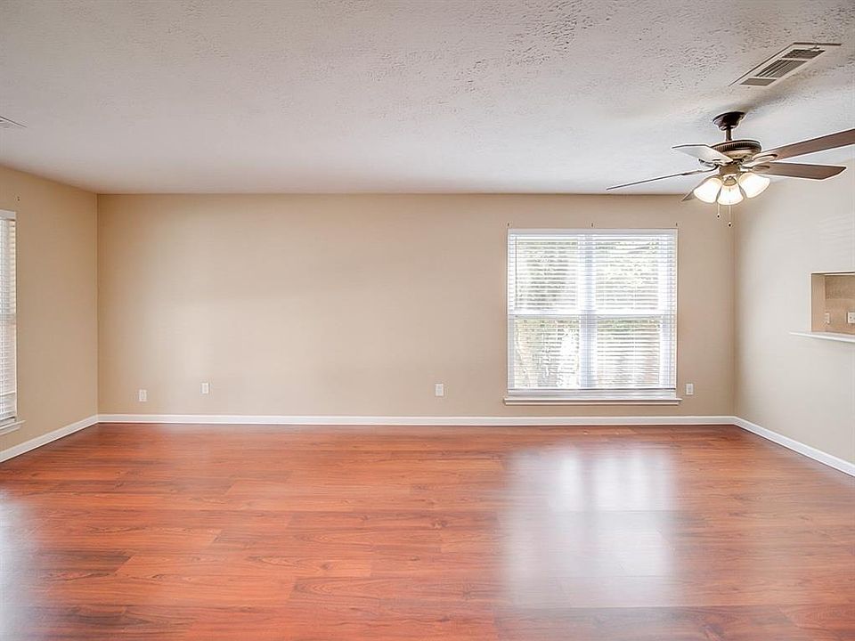 1st image of 17103 Shrub Oak Dr
