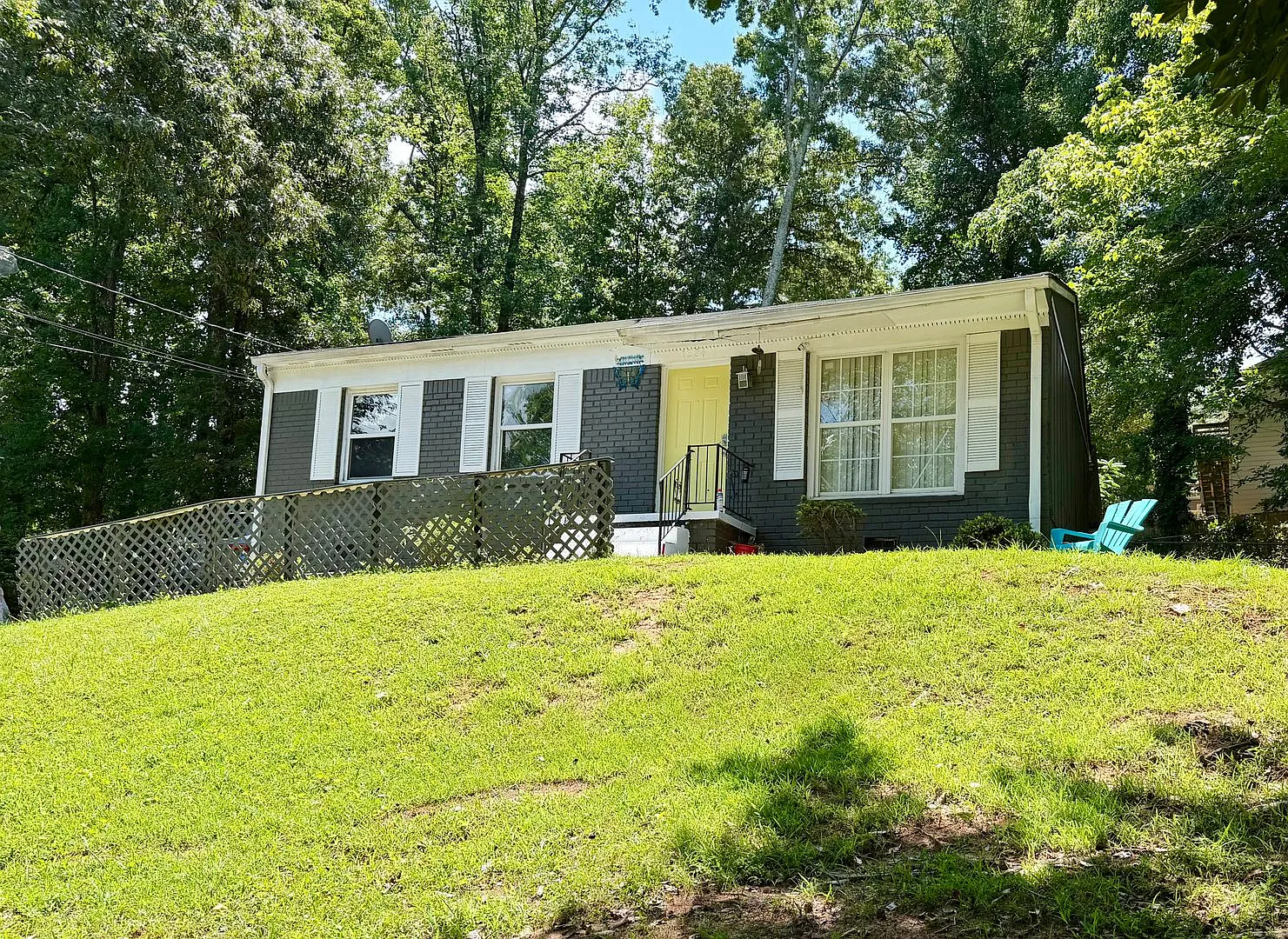 Cute House, Fenced Yard in in Thomasville Heights — Photo 1