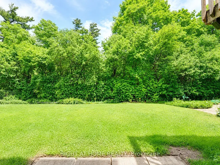 2233 Rockingham Dr — Photo 32