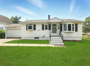 42 Jacob St, Chicopee, MA 01020