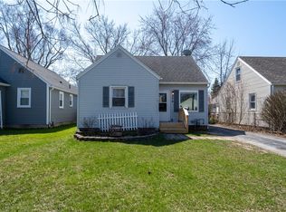 379 Mosley Rd, Rochester, NY 14616
