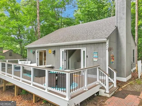 228 Narrows Dr, Waleska, GA 30183