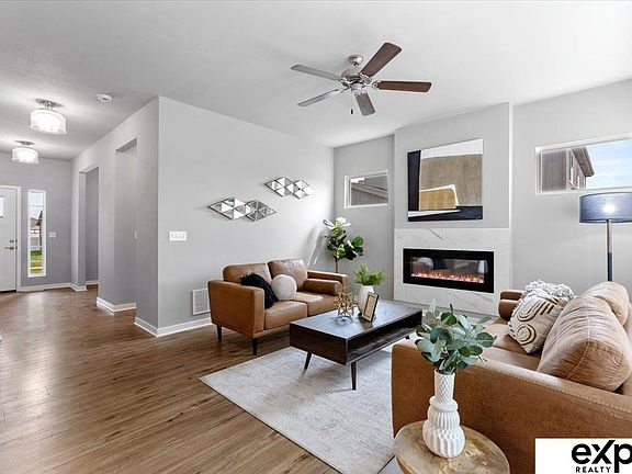 5th image of 8054 S 199th St