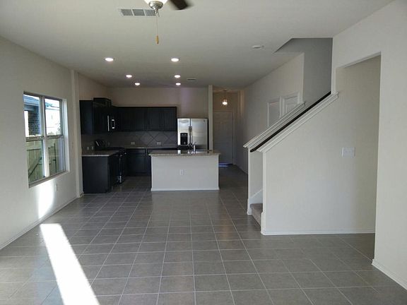 3rd image of 3808 Black Granite Dr