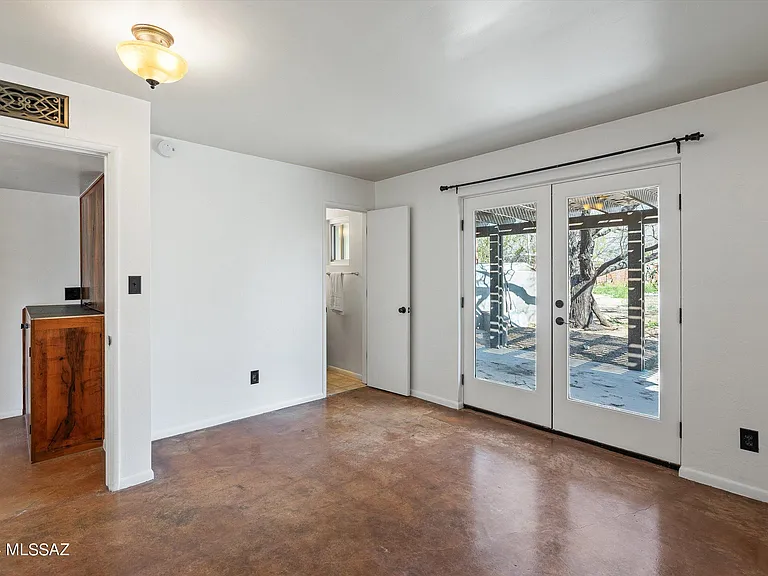 8801 E Buckboard Rd — Photo 15