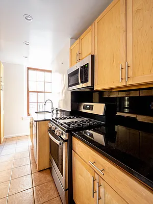 Rented by City Connections Realty | media 25