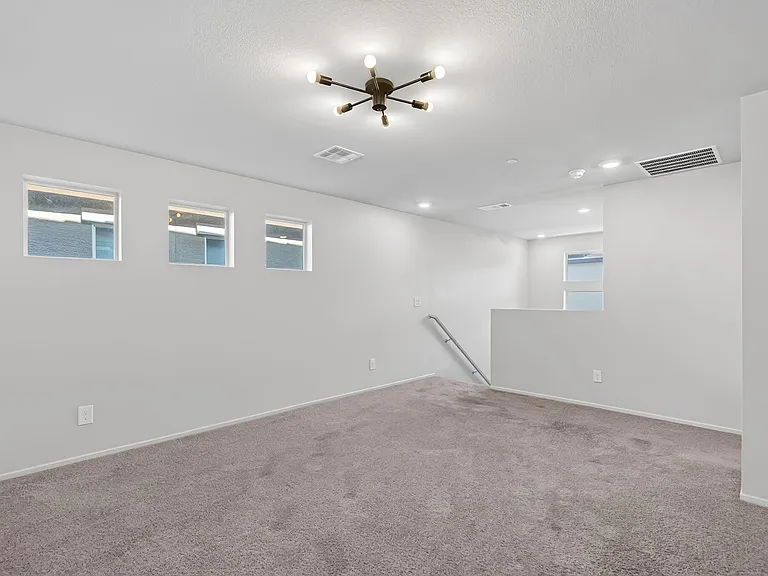 7476 Onyx Star St — Photo 12