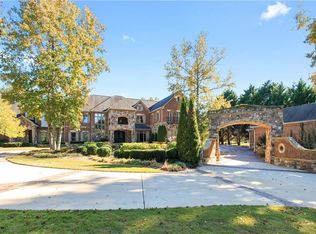 5343 Legends Dr, Braselton, GA 30517