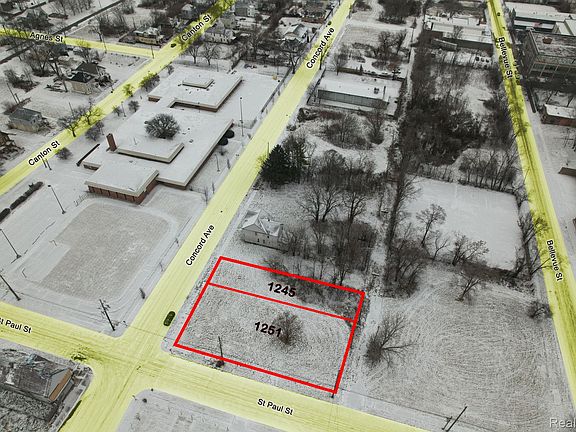 2nd image of 1245 Concord St