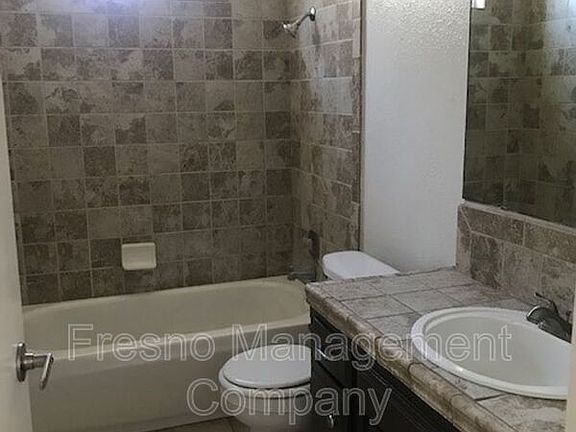 5th image of 1620 E Yale Ave APT 103