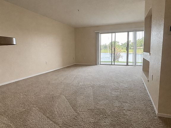 3rd image of 13815 Fairway Island Dr APT 1313