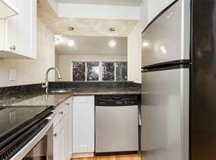 1525 NW 53rd St APT 1, Seattle, WA 98107