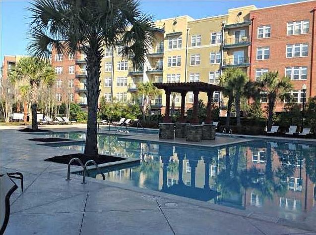Pier View Pool