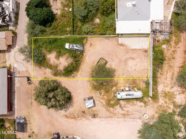 N John William Pl #A, Nogales, AZ 85621