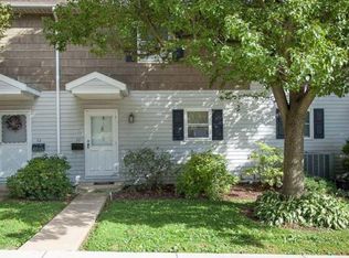 32 E Poplar St, Palmyra, PA 17078