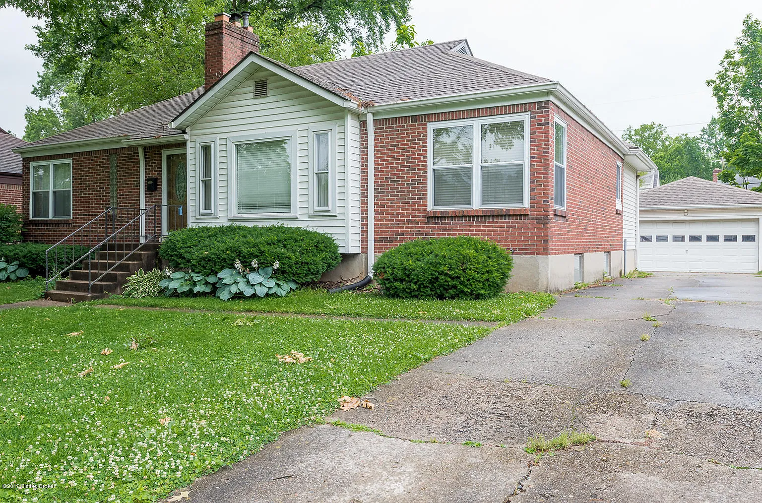 2503 Alanmede Rd photo 1