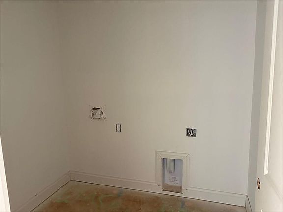 5th image of 1107 Clara Dr E