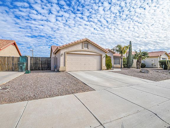 3rd image of 1474 N Wildflower Dr