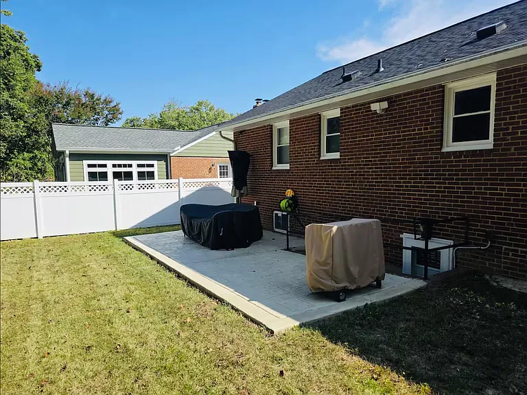 4130 Berritt St — Photo 6